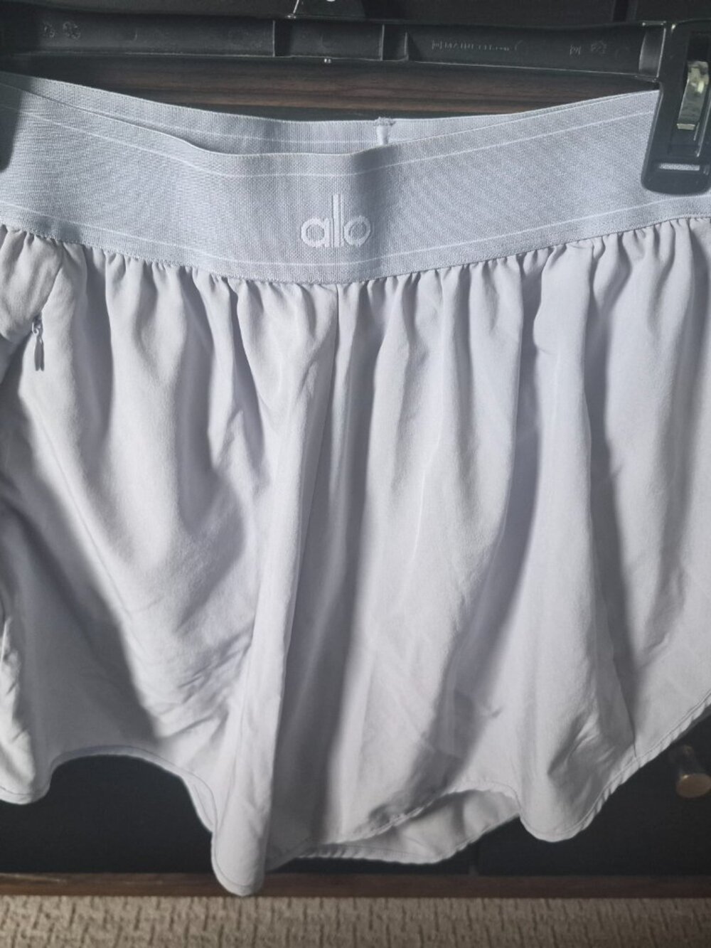Alo yoga match point shorts - Picture 2 of 5